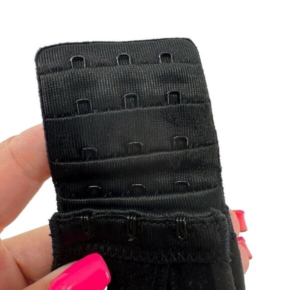 Calvin Klein Strapless Bra 36D Black Underwired Lightly Padded Back Closure Bra - Picture 8 of 9